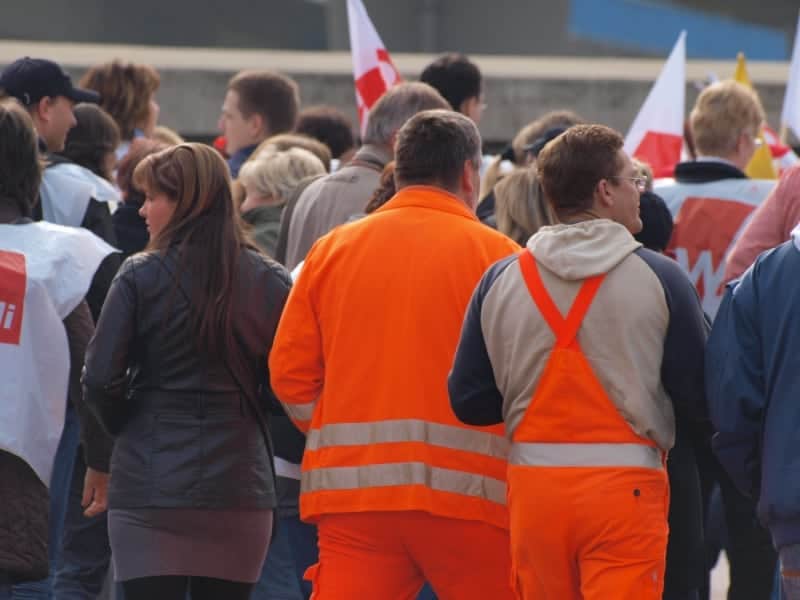 Angestellte, über dts Nachrichtenagentur