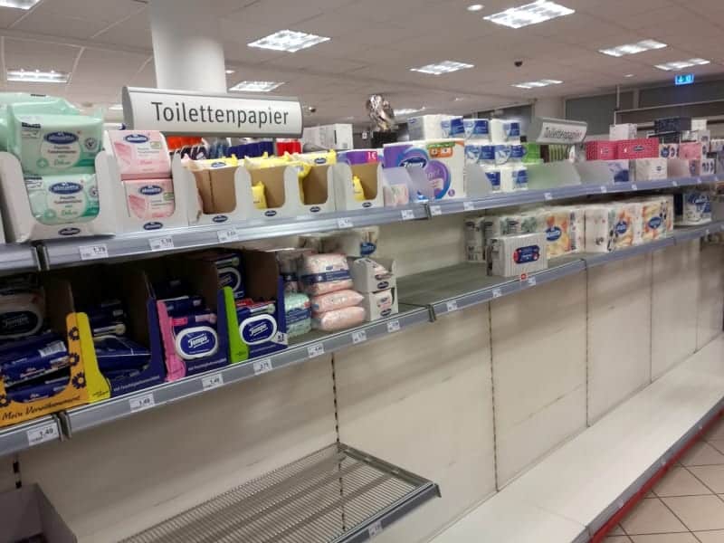 Hamsterkäufe im Supermarkt, über dts Nachrichtenagentur