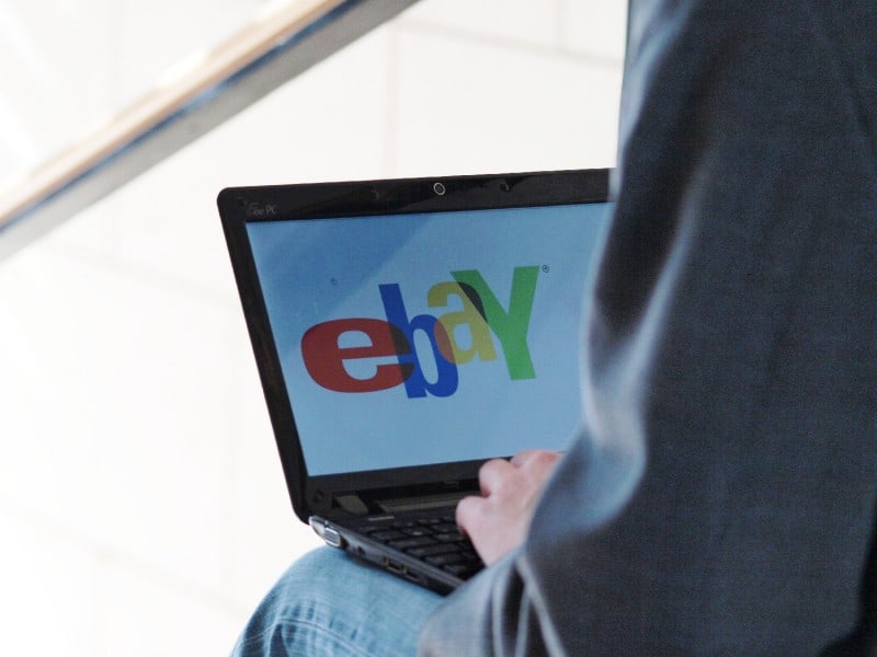 eBay-Nutzer am Computer, über dts Nachrichtenagentur