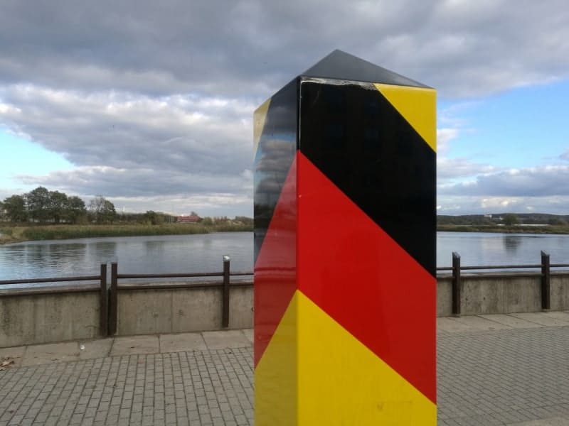 Grenzpfosten, über dts Nachrichtenagentur