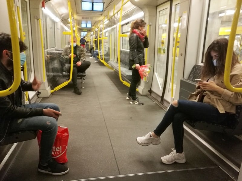 Passagiere in einer U-Bahn, über dts Nachrichtenagentur