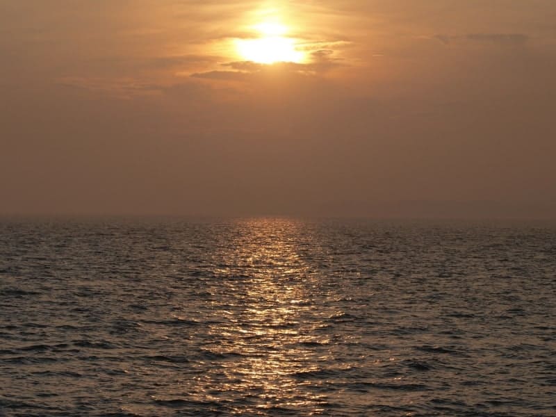 Sonnenuntergang über dem Meer, über dts Nachrichtenagentur