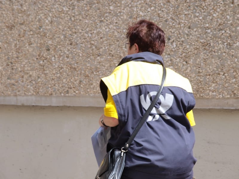 Postbotin, über dts Nachrichtenagentur