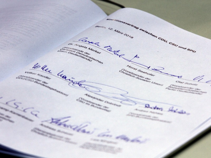 Unterschriften unter Koalitionsvertrag 2018-2021, über dts Nachrichtenagentur
