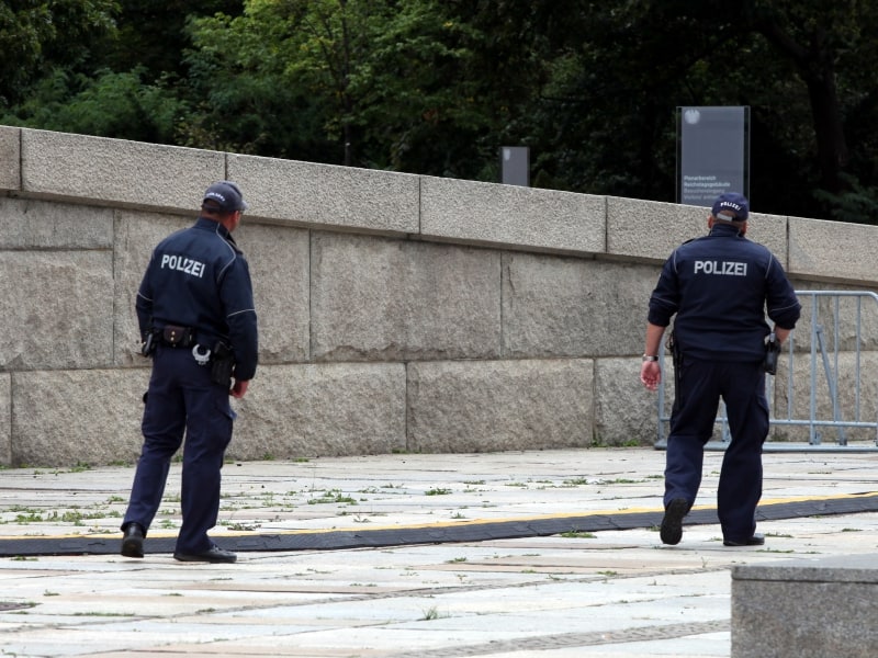 Polizei vor dem Bundestag, über dts Nachrichtenagentur