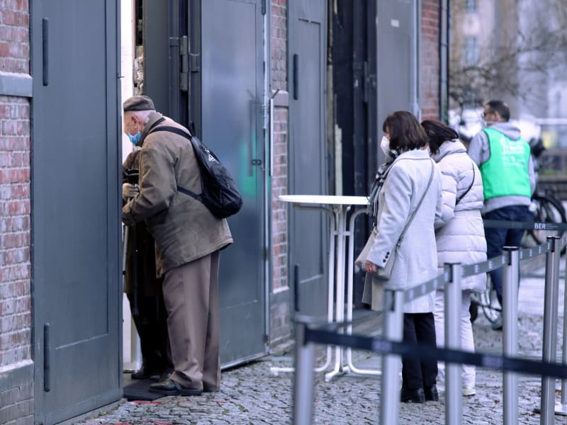 Impfzentrum, über dts Nachrichtenagentur