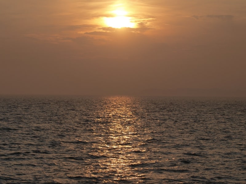 Sonnenuntergang über dem Meer, über dts Nachrichtenagentur