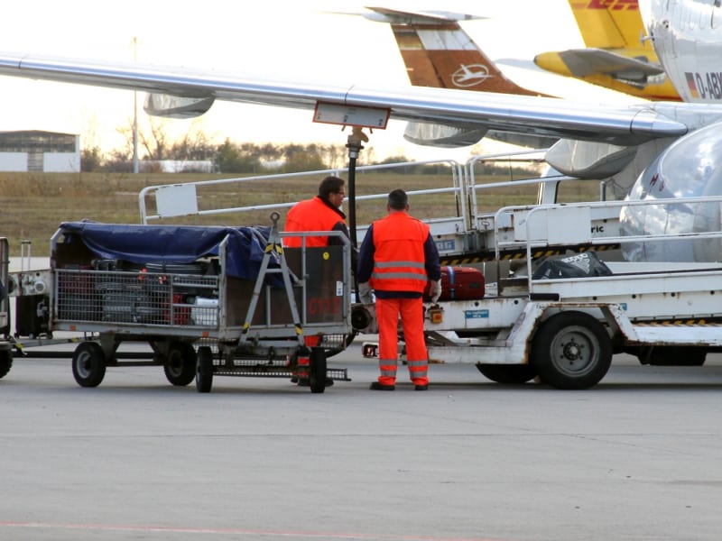 Gepäckverladung am Flughafen, über dts Nachrichtenagentur