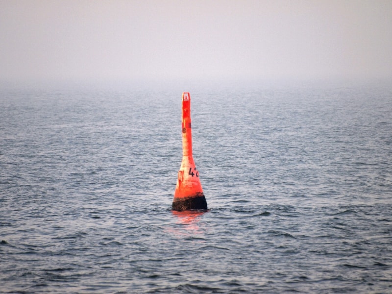 Eine Boje im Meer, über dts Nachrichtenagentur