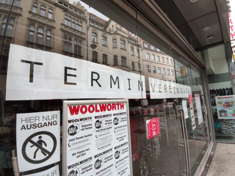 Terminvereinbarung bei Woolworth, über dts Nachrichtenagentur