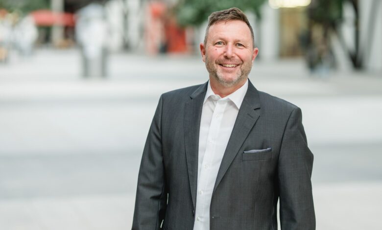 UNICUM Stiftung verleiht Professor für Fertigungs- und Produktionstechnik der Hochschule Osnabrück den ersten Platz in der Kategorie Ingenieurwissenschaften/Informatik und wählt die Hochschulprofessoren Christof Radewagen und Heiner Westendarp auf den zweiten Platz in ihren Fachgebieten.