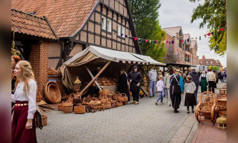 Historische Marktstände beim Korn- und Hansemarkt in Haselünne