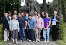 Mitglieder der neuen ehrenamtlichen Radio-Horeb-Gruppe für das Emsland in Heede