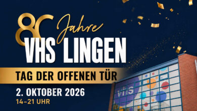 Jubiläumsgrafik der VHS Lingen zum Tag der offenen Tür am 2. Oktober 2026 von 14 bis 21 Uhr