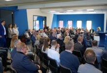 Teilnehmerinnen und Teilnehmer bei einer Veranstaltung der Wachstumsregion Ems-Achse