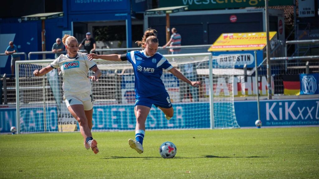 Spielszene der Frauenmannschaft des SV Meppen
