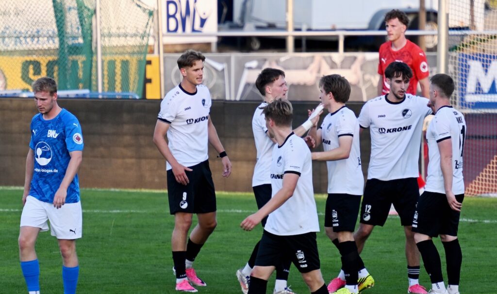 Spielszene aus der Oberliga-Partie BW Lohne gegen SC Spelle-Venhaus
