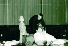 Historisches Schwarz-Weiß-Foto der ersten KiKuK-Veranstaltung im Juli 1991