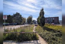 Sauvageodstraße in Nordhorn, an der ein neuer Gehweg zum Kaufland-Parkplatz gebaut wird