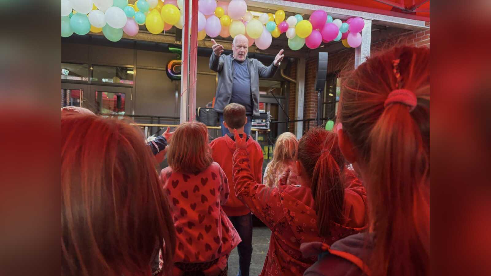 Szene vom Jubiläumsfest des ska Neuenhaus